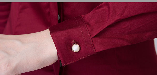 娃娃領長袖女襯衫款式袖口細節特寫圖