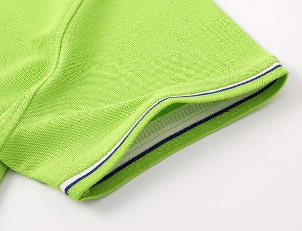 1898號時尚翻領(lǐng)短袖POLO衫定做之成衣袖口邊細(xì)節(jié)放大圖